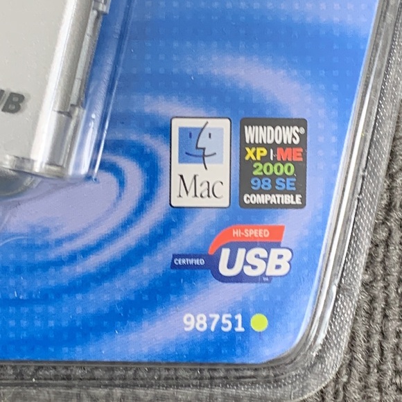 GE High Speed USB 2.0 4-Port Hub Built in Cable #98751 New Factory Sealed - Picture 8 of 13